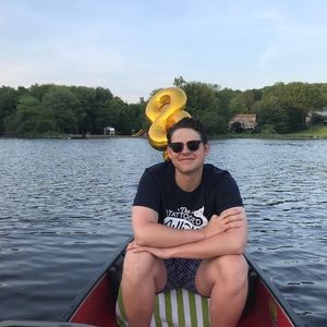 Meet your Posher, Kevin